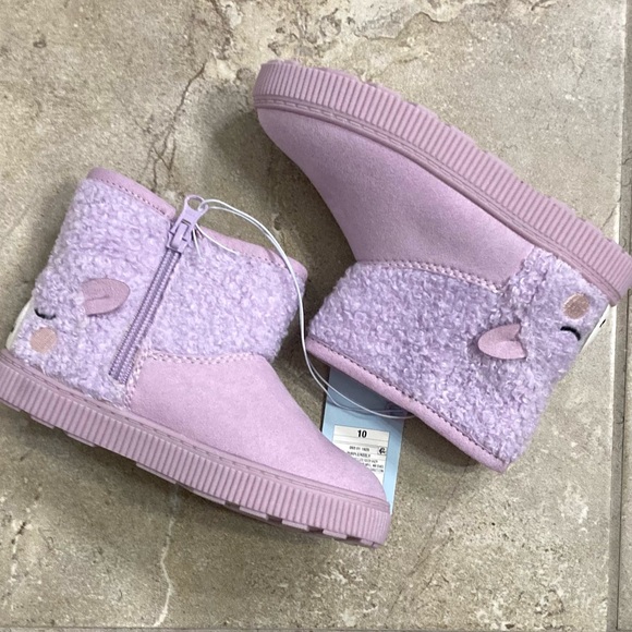 Cat and Jack Boots - Picture 2 of 11